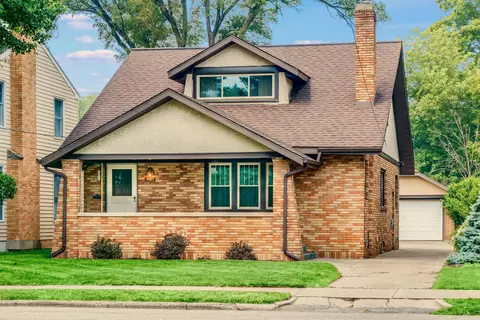2417 Paris Ave SE, Grand Rapids, MI 49507