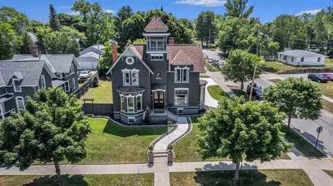 421 1st St, Manistee, MI 49660