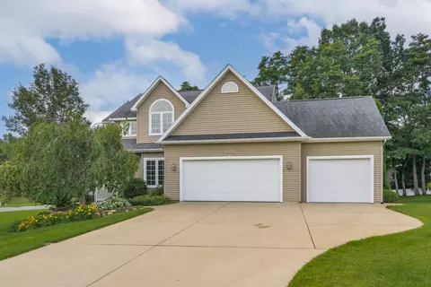 7545 Manitou Ave, Kalamazoo, MI 49009