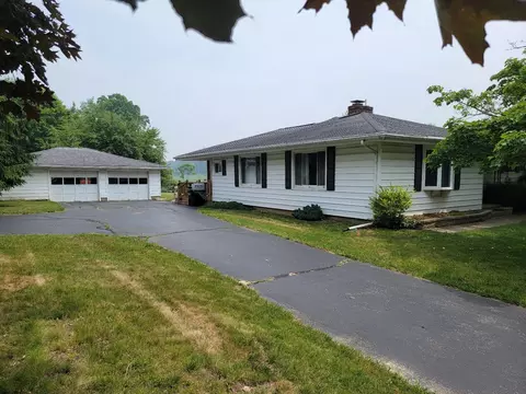 1220 E Territorial Rd, Rives Junction, MI 49277