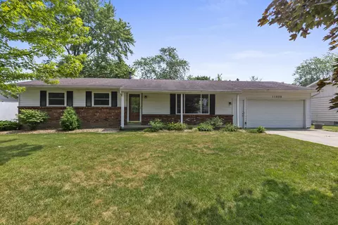11028 Radcliff Dr, Allendale, MI 49401