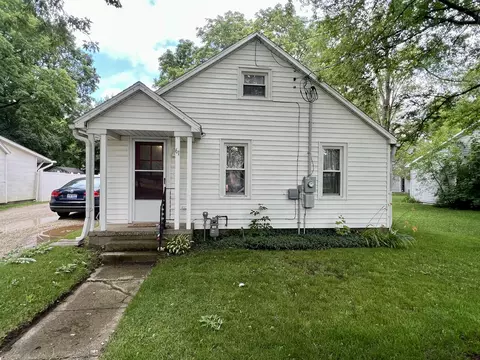61 Wright St, Coldwater, MI 49036 photo 2