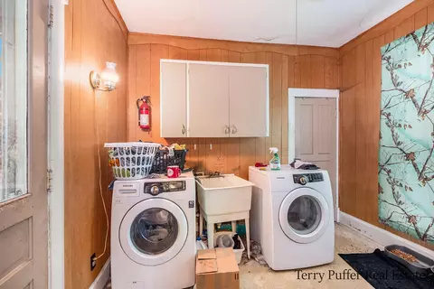 403 Pearl St, Belding, MI 48809 photo 14