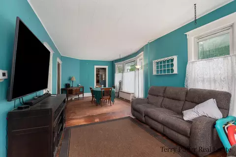 403 Pearl St, Belding, MI 48809 photo 11