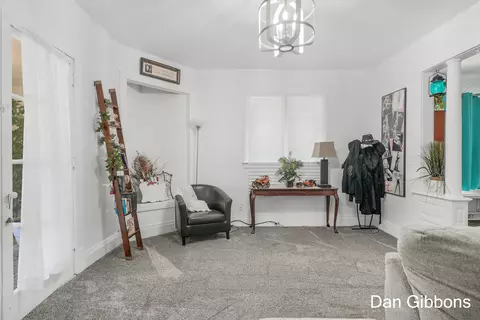 516 S Bridge St, Belding, MI 48809 photo 8