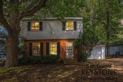 4932 Fuller Ave SE, Kentwood, MI 49508