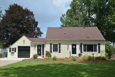 4620 Starlite Ave, Kalamazoo, MI 49009