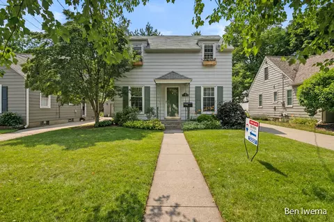 2435 Belfast Ave SE, Grand Rapids, MI 49507