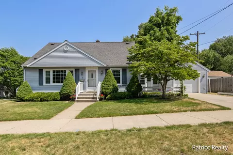 7 Graceland St NE, Grand Rapids, MI 49505