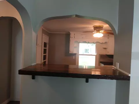 307 S Ithaca St, Ithaca, MI 48847 photo 6