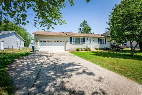 2898 Hamilton Rd, Muskegon, MI 49445