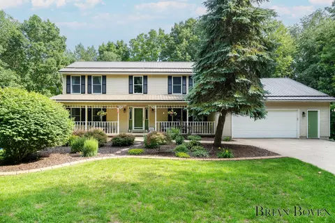 6499 Myers Lake Ave NE, Rockford, MI 49341