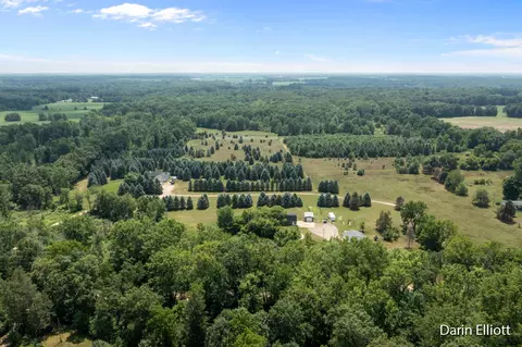 5624 E Charles Rd, Ionia, MI 48846 photo 52