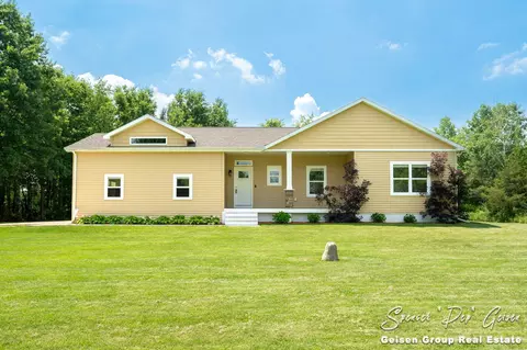 9643 Coyote Trl, Belding, MI 48809 photo 3