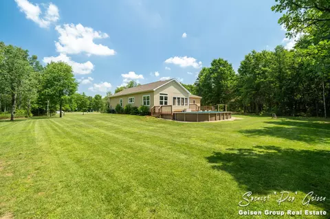 9643 Coyote Trl, Belding, MI 48809 photo 72