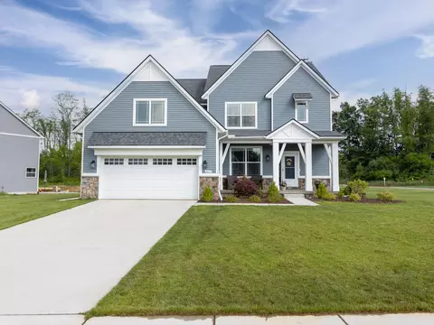 3017 Sheridan Cir, Jackson, MI 49201