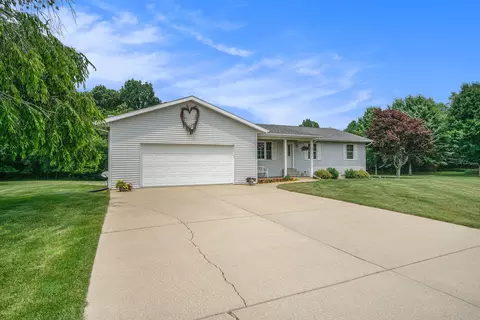 2541 E Glendora Rd, Buchanan, MI 49107 photo 2