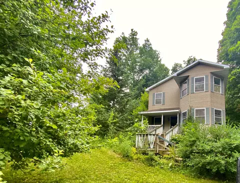 16777 Algoma Ave NE, Cedar Springs, MI 49319