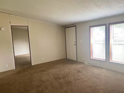 837 Whitney St, Jackson, MI 49202 photo 9