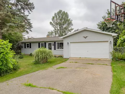 9519 Huntington Rd, Battle Creek, MI 49017