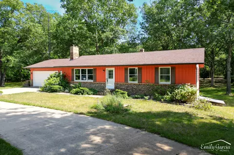 4240 M 89, Allegan, MI 49010
