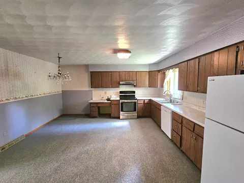 72 E Montgomery St, Coldwater, MI 49036 photo 4