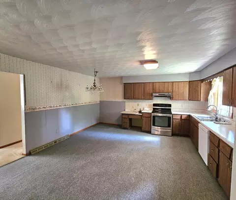 72 E Montgomery St, Coldwater, MI 49036 photo 5