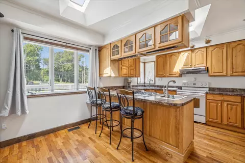 7200 S Jackson Rd, Jackson, MI 49201 photo 11