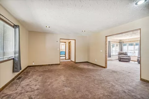 7200 S Jackson Rd, Jackson, MI 49201 photo 18