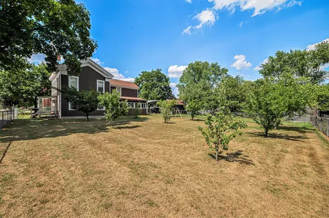 315 White Pigeon St, Constantine, MI 49042 photo 4