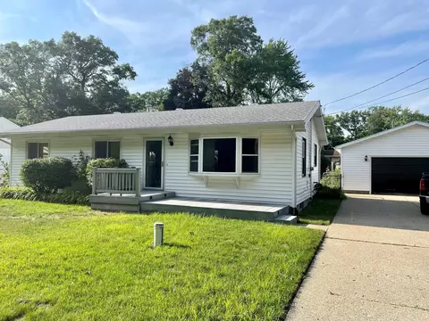 3330 Wanda Ave, Muskegon, MI 49442