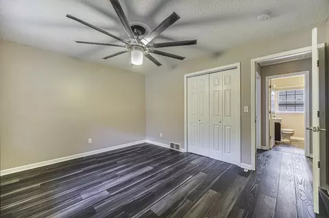 1054 N Brown St, Jackson, MI 49202 photo 14