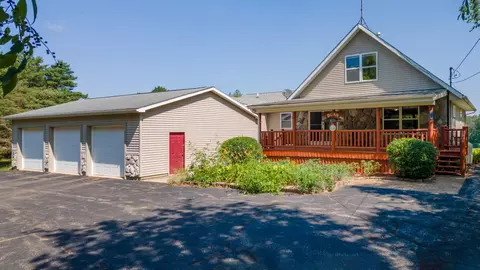 6111 Clise Rd, Bath, MI 48808 photo 2