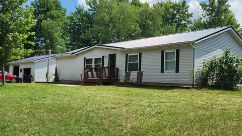 6589 W Pinecone Dr, Weidman, MI 48893