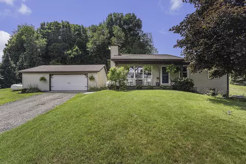 11933 Phelps Ave NW, Sparta, MI 49345