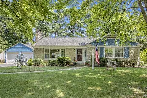 4127 Bronson Blvd, Kalamazoo, MI 49008