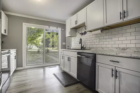 425 Fourth Ave, Three Rivers, MI 49093 photo 8