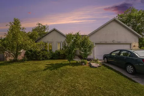 4934 Weatherstone Ln SE, Kentwood, MI 49508