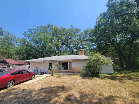 7235 Pine Creek Rd, Manistee, MI 49660