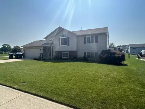 1853 Mullins Ave NW, Walker, MI 49534