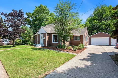 782 Bungalow St SW, Wyoming, MI 49509