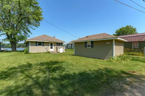 90174 Bluff Dr, Marcellus, MI 49067 photo 16