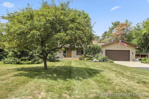 3926 Jackson Rd, Saranac, MI 48881 photo 2