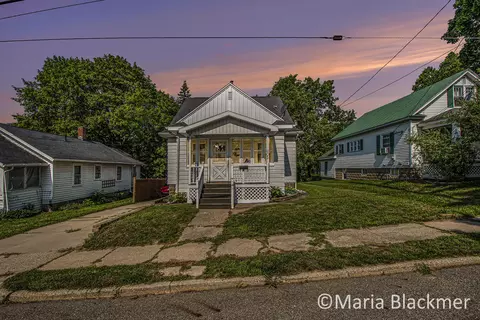 605 King St, Ionia, MI 48846