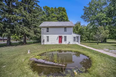 7721 Lansing Ave, Jackson, MI 49201 photo 2