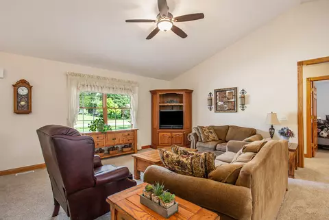 4053 Ronalds Rd, Dorr, MI 49323 photo 9