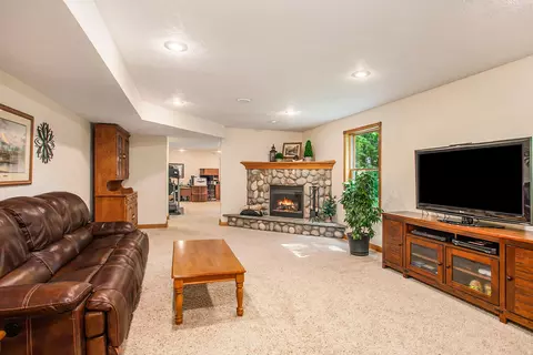 4053 Ronalds Rd, Dorr, MI 49323 photo 38