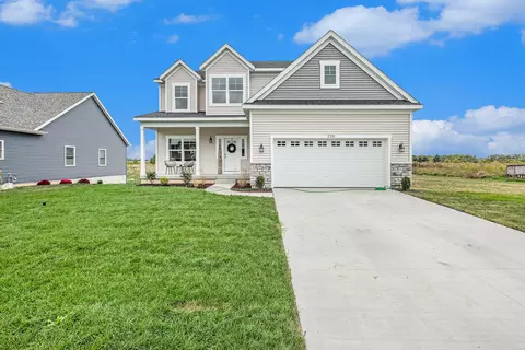 220 Plum Ln, Coopersville, MI 49404