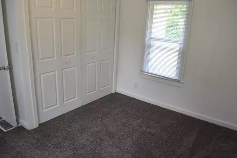 904 Eugene Ave, Jackson, MI 49203 photo 8