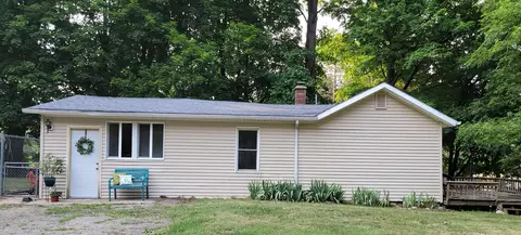 50 Highland Ave, Hillsdale, MI 49242